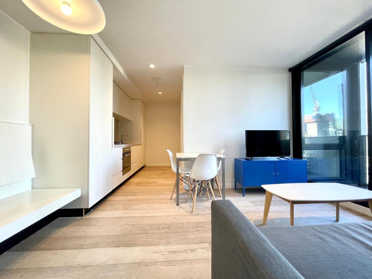 Readyset Apartments At Empire Melbourne Bagian luar foto