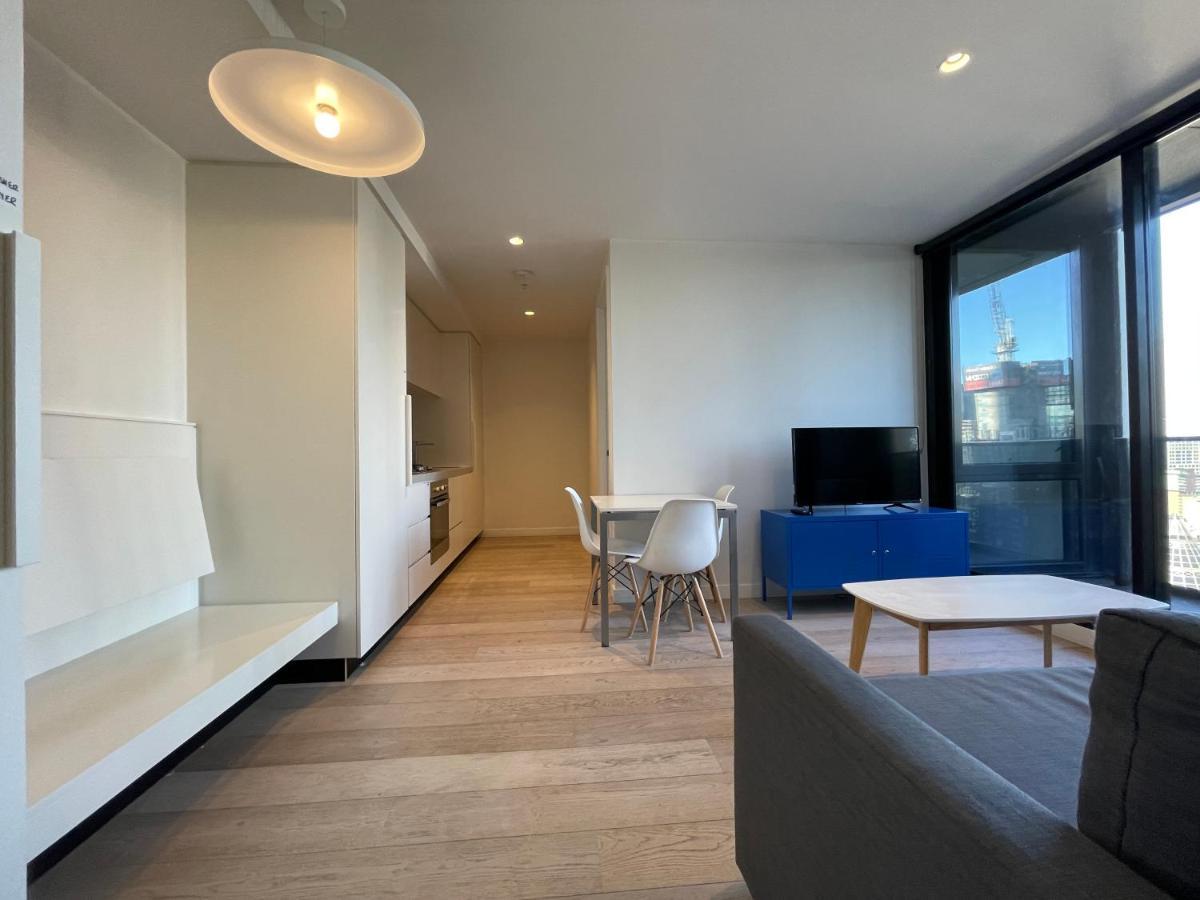 Readyset Apartments At Empire Melbourne Bagian luar foto