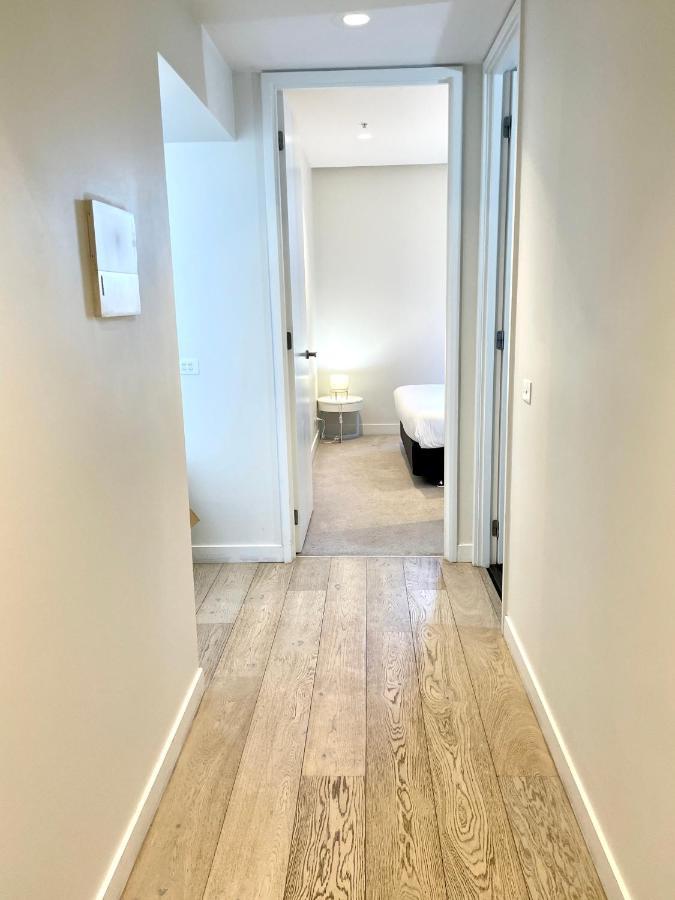 Readyset Apartments At Empire Melbourne Bagian luar foto