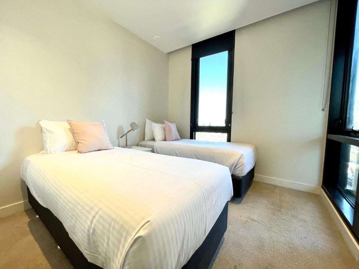 Readyset Apartments At Empire Melbourne Bagian luar foto